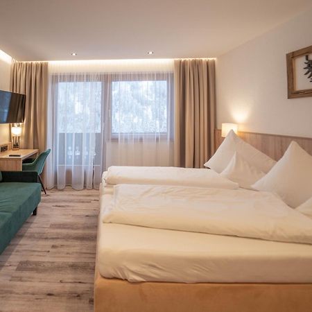 Hotel Karl Schranz Sankt Anton am Arlberg Bagian luar foto