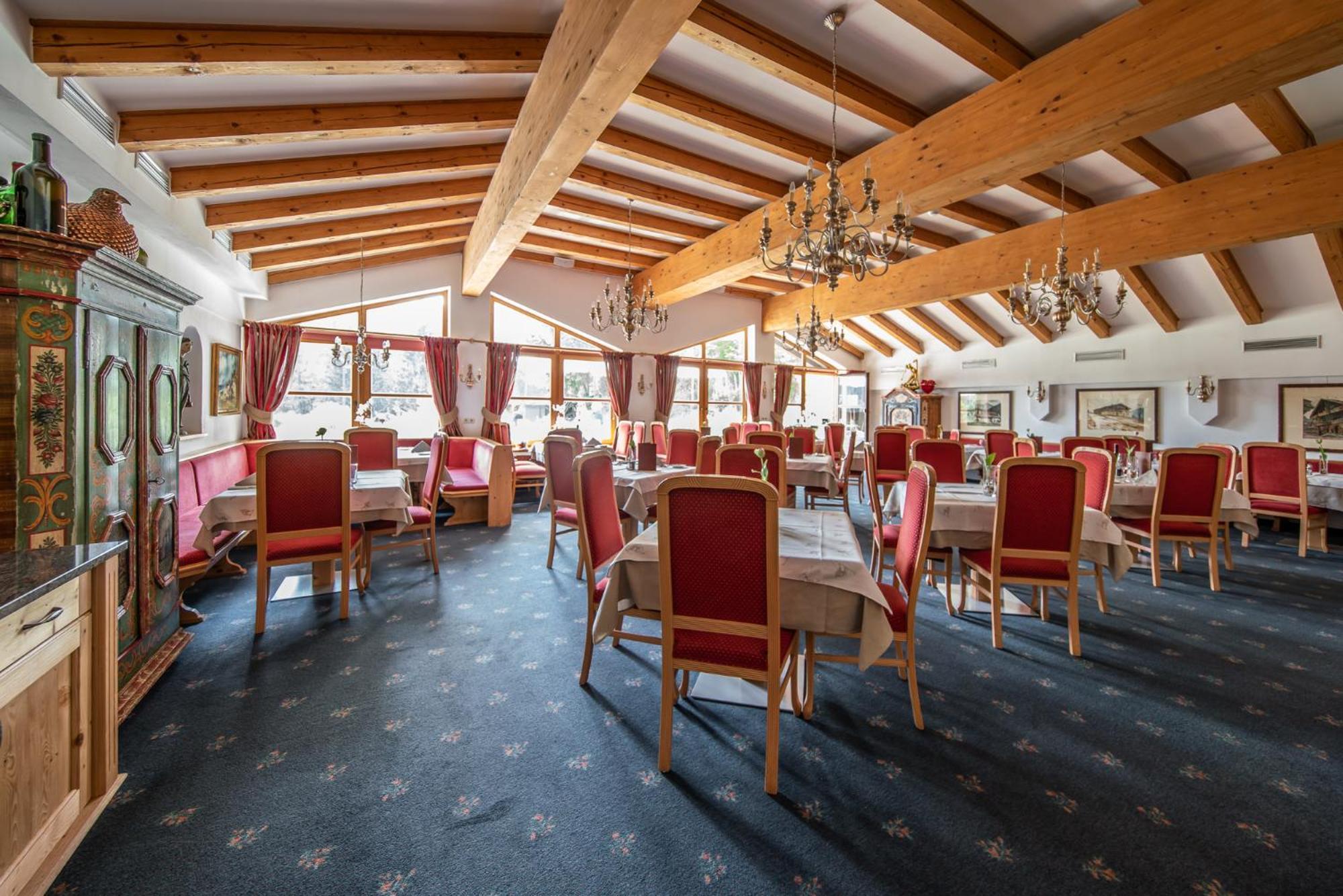 Hotel Karl Schranz Sankt Anton am Arlberg Bagian luar foto