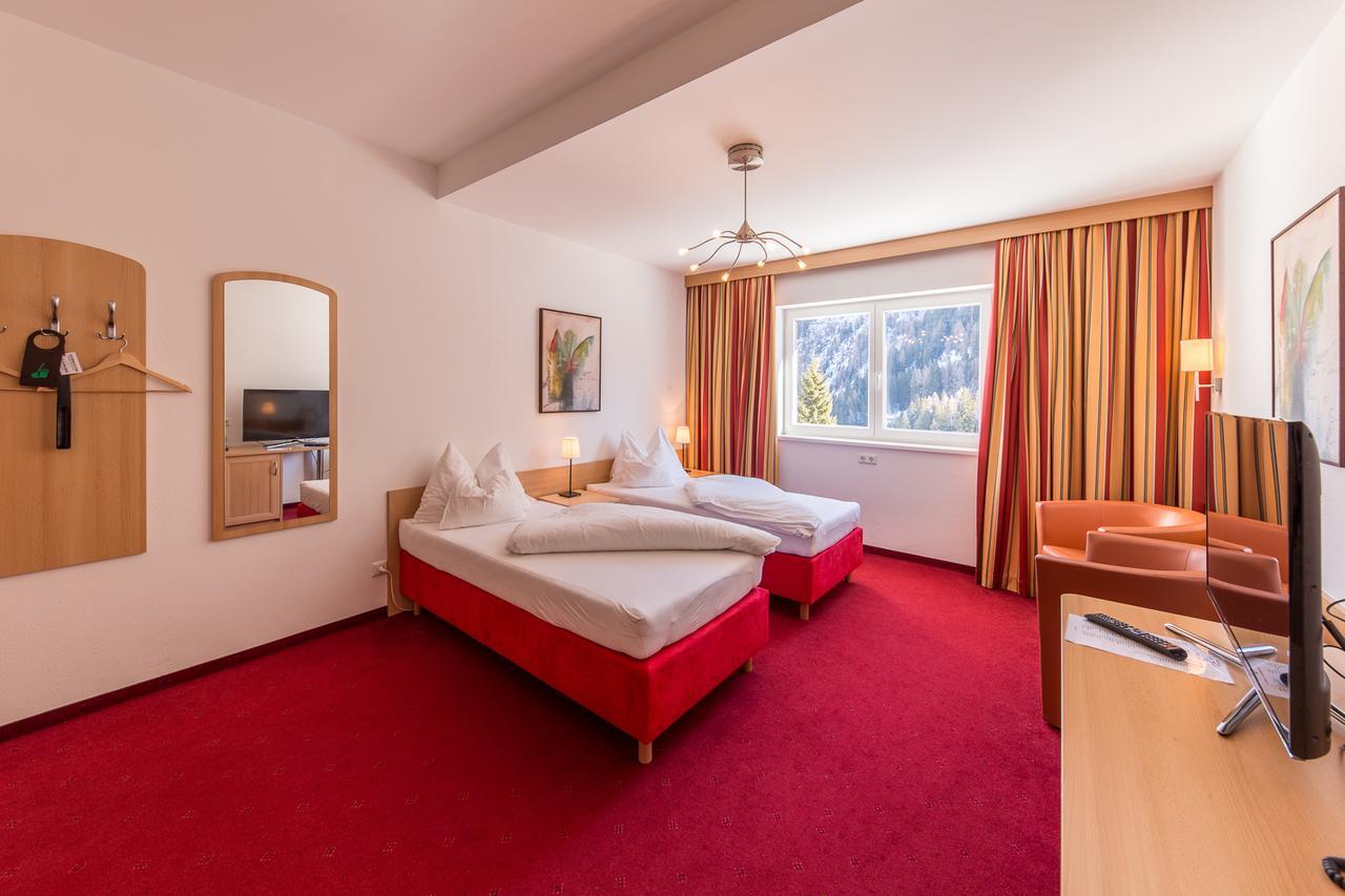 Hotel Karl Schranz Sankt Anton am Arlberg Bagian luar foto