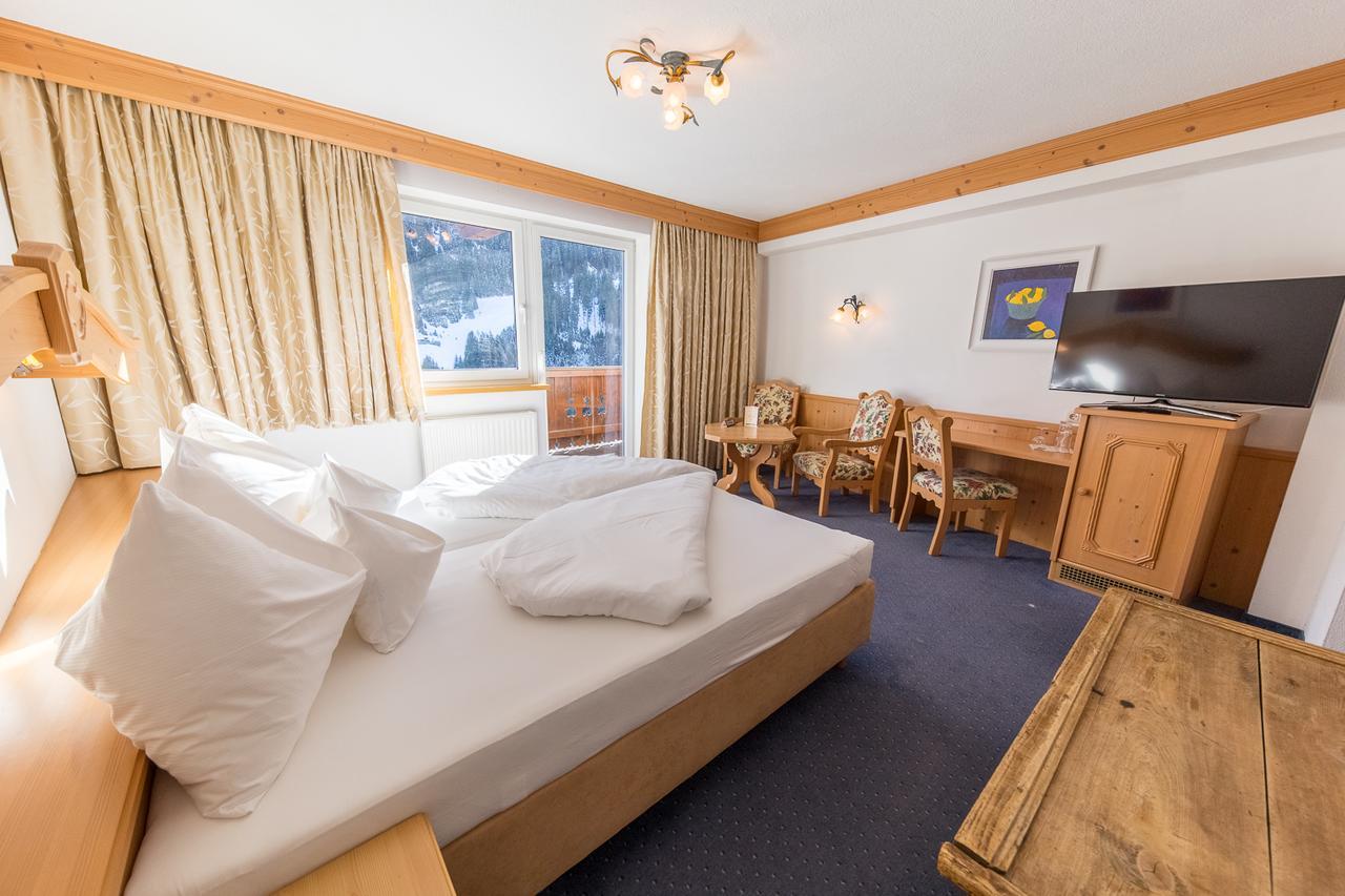 Hotel Karl Schranz Sankt Anton am Arlberg Bagian luar foto
