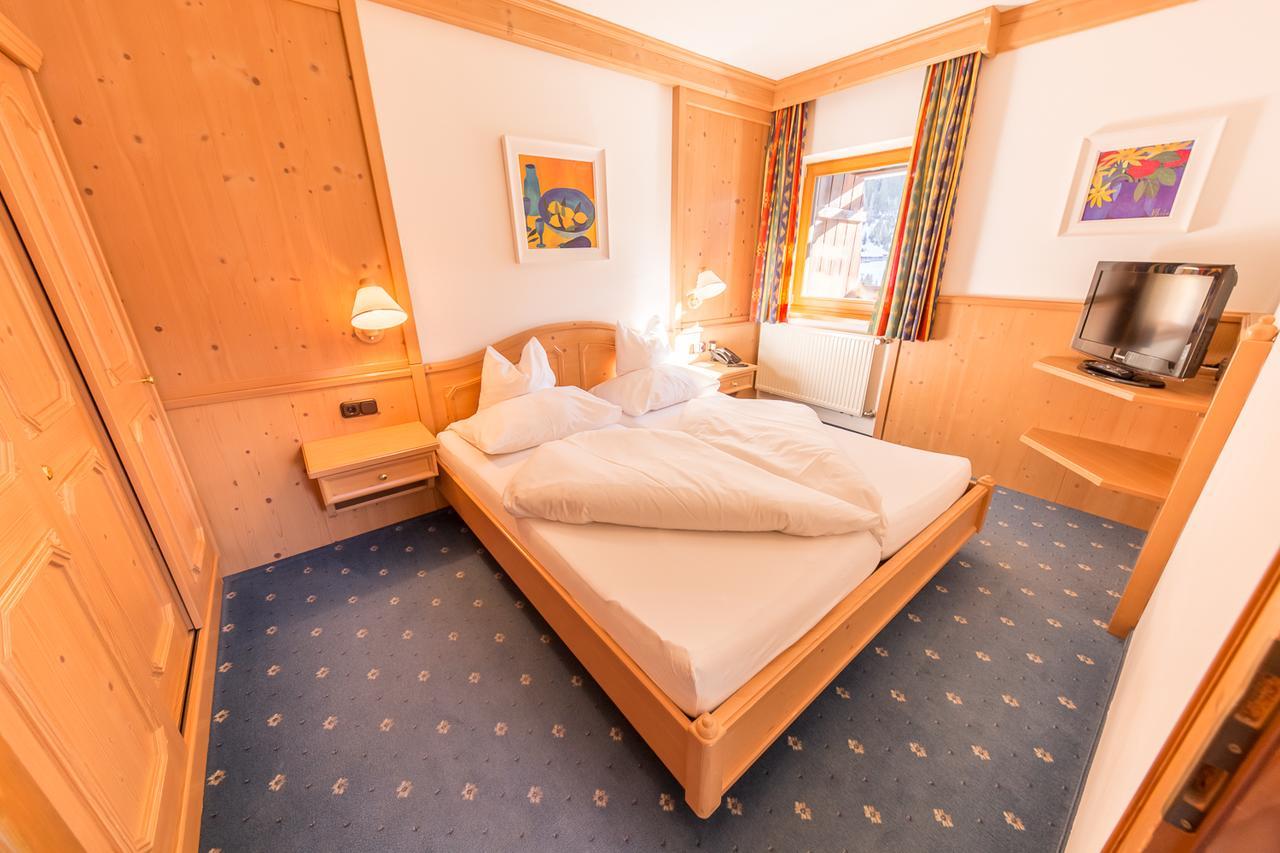Hotel Karl Schranz Sankt Anton am Arlberg Bagian luar foto