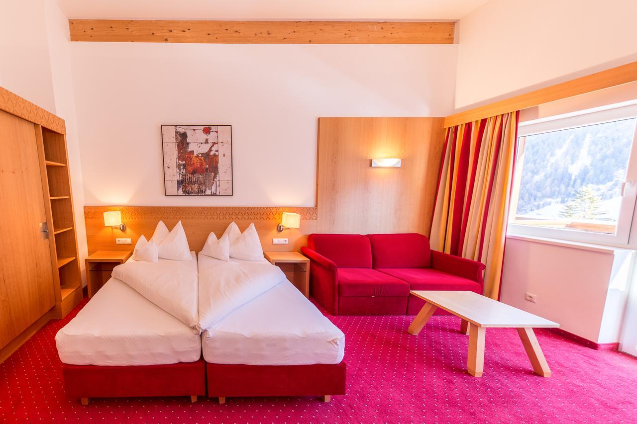 Hotel Karl Schranz Sankt Anton am Arlberg Bagian luar foto
