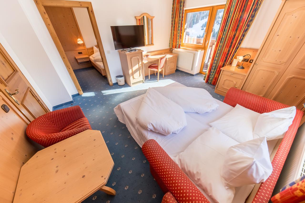 Hotel Karl Schranz Sankt Anton am Arlberg Bagian luar foto